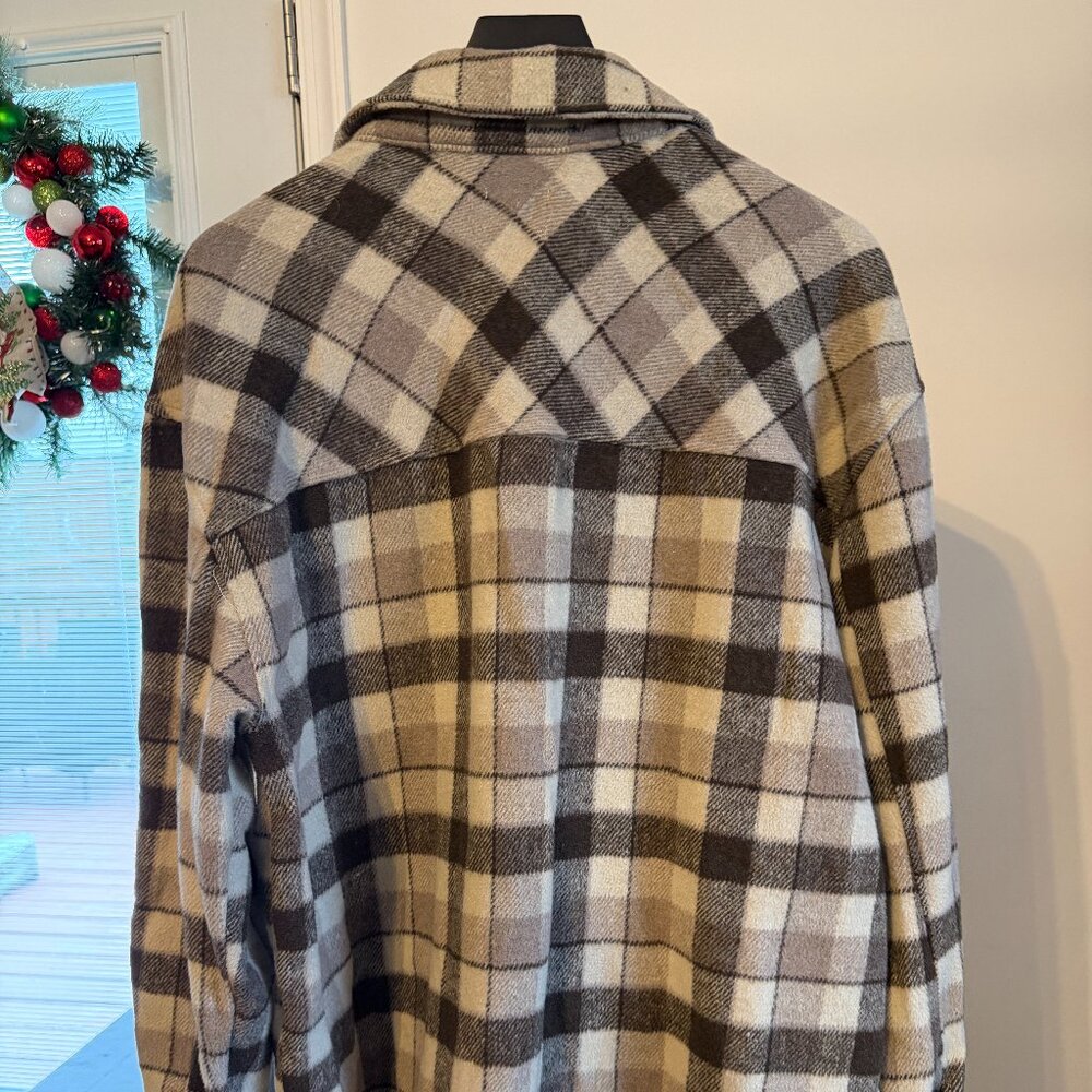 Simply Southern Women’s Plaid Shacket – Size XXL – Worn Once